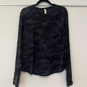 Lululemon Long Sleeve Relaxed Fit Shirt